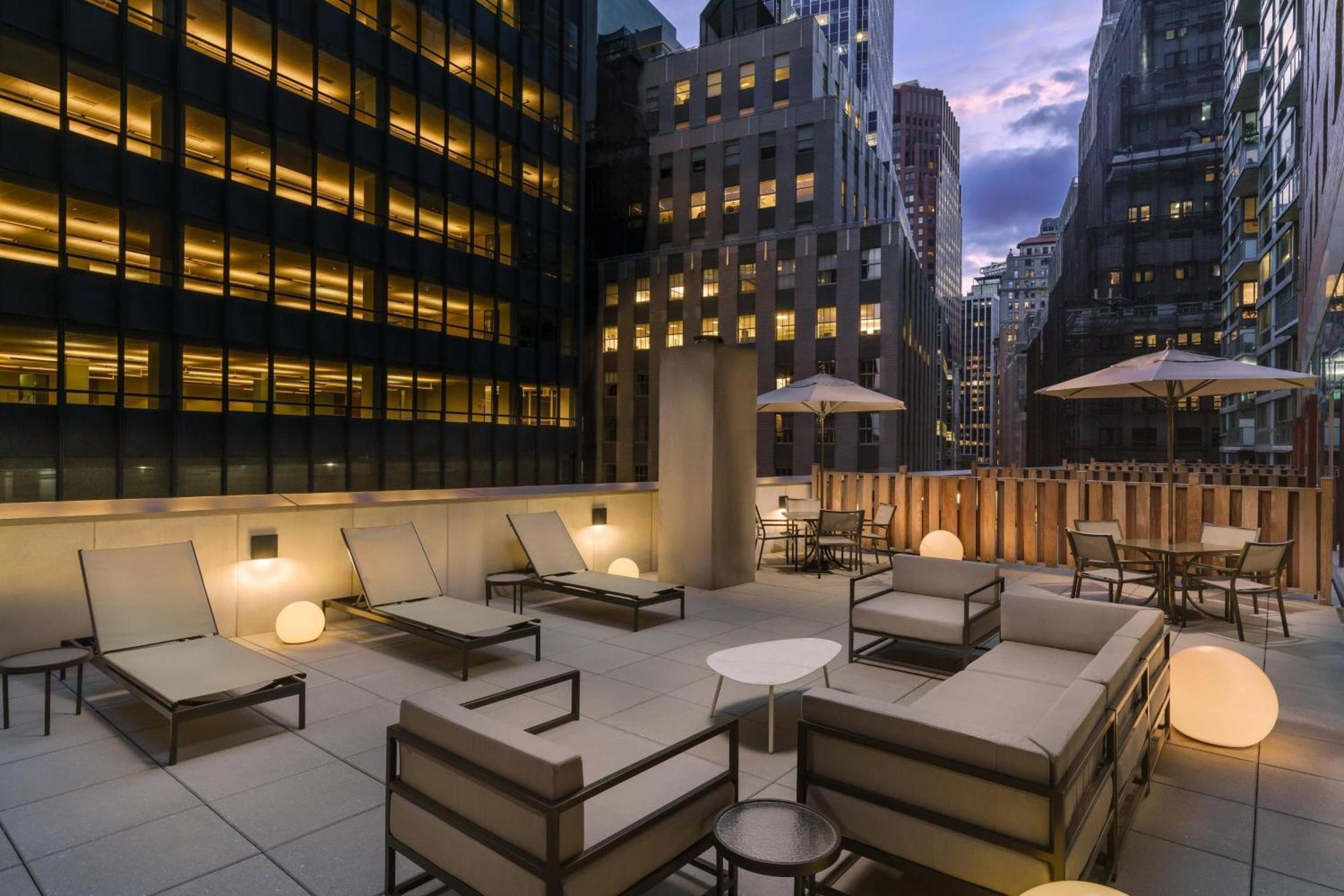 Courtyard New York Downtown Manhattan/Financial District Exterior foto